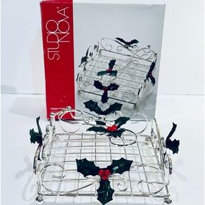 🎄NIB Silver Tone Christmas Holiday Delight Tabletop Napkin Holder Studio Nova